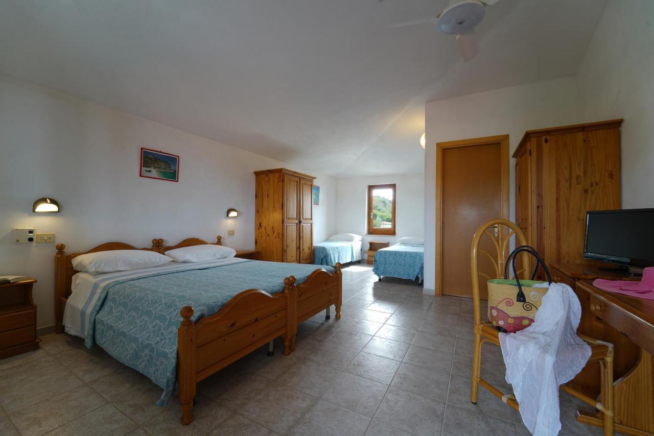Villaggio Torre Ruffa Robinson Capo Vaticano Luaran gambar